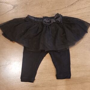 Baby gap 0-3m black leggings/tootoo
